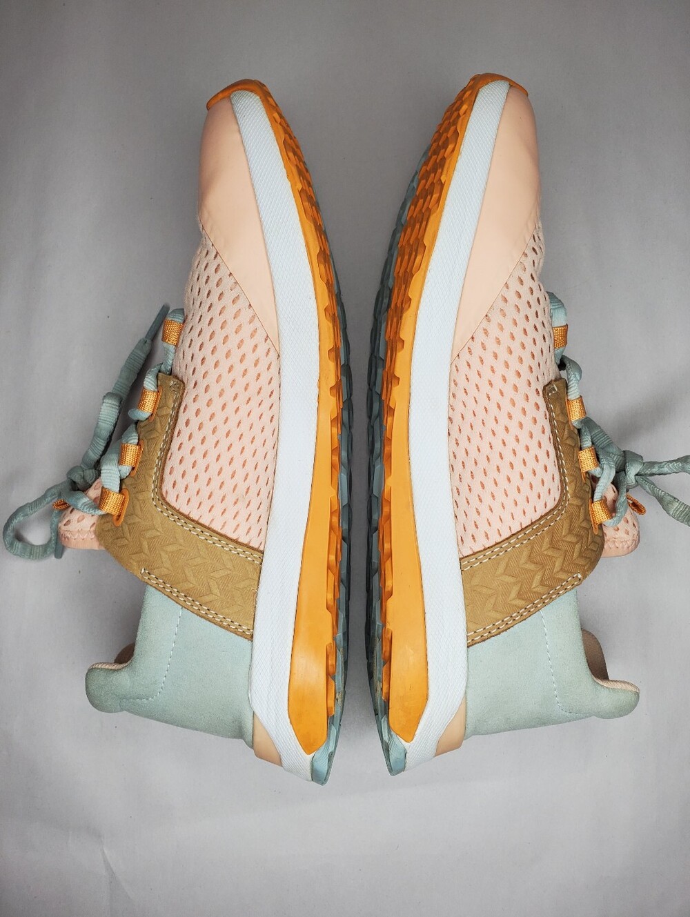 OluKai Wailuku Women’s Athletic Shoes Size 8.5 - Picture 8 of 11